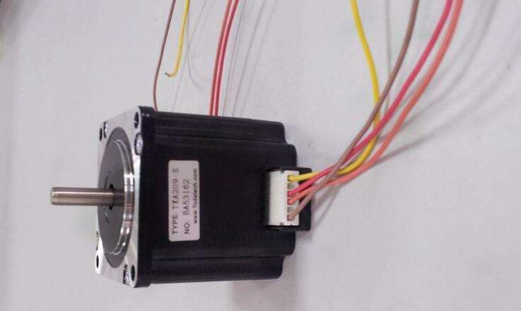 [步進電機驅(qū)動器]步進電機接到驅(qū)動器時該注意的事項